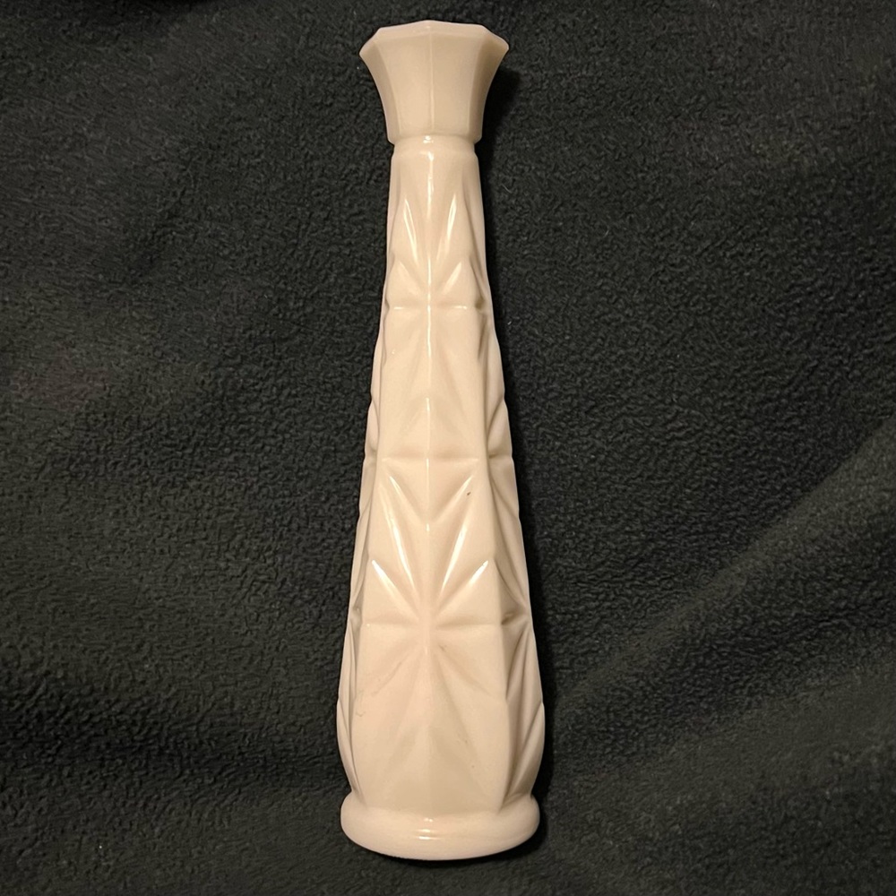 Vintage 9” milk glass vase Starburst Pattern Pressed Glass Mid Century Modern.